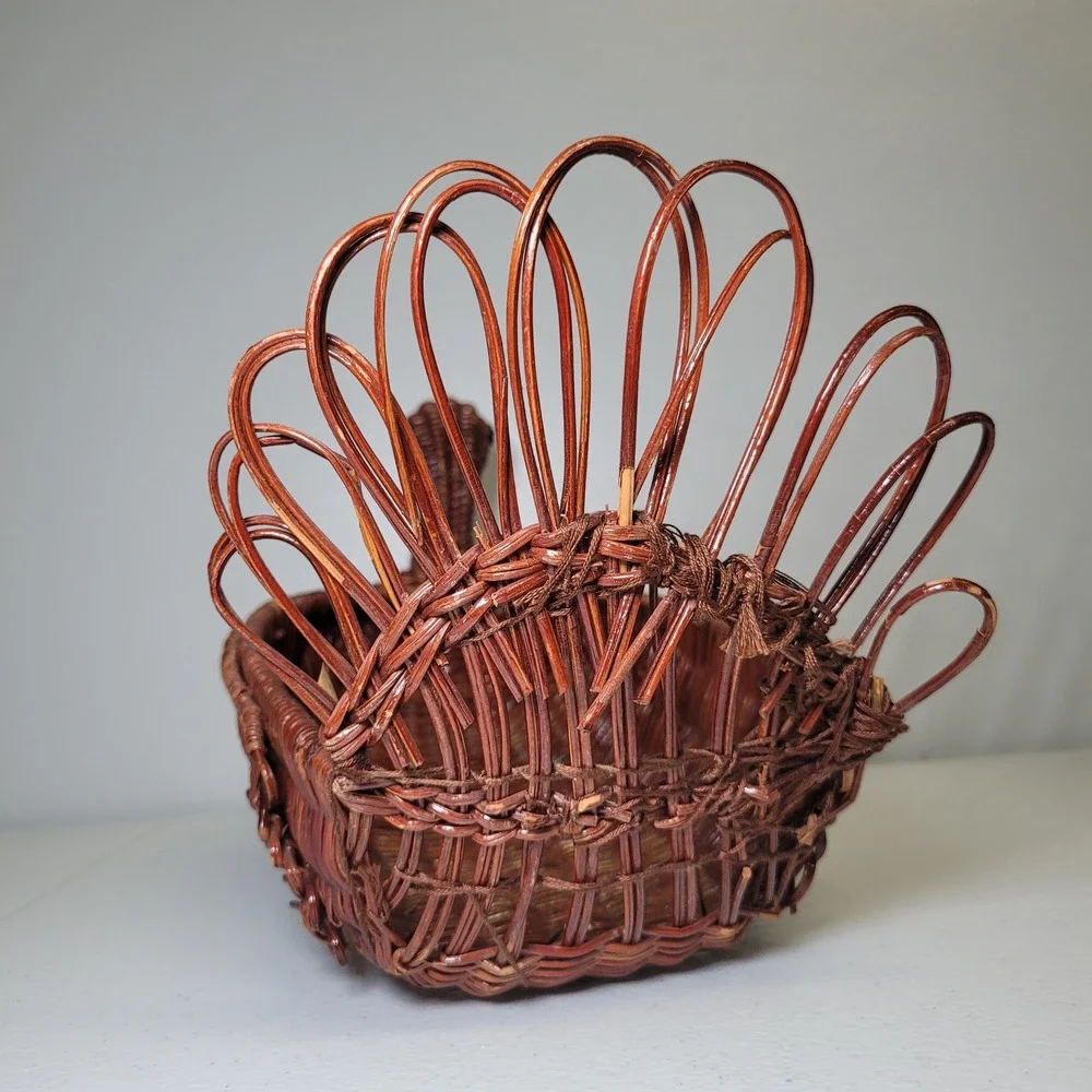 Turkey Roll Bread Basket Vintage Wicker Thanksgiving Brown Handwoven 15 Inch